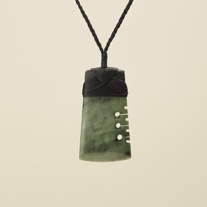 Notched Toki Inanga Medium Pendant Black Binding