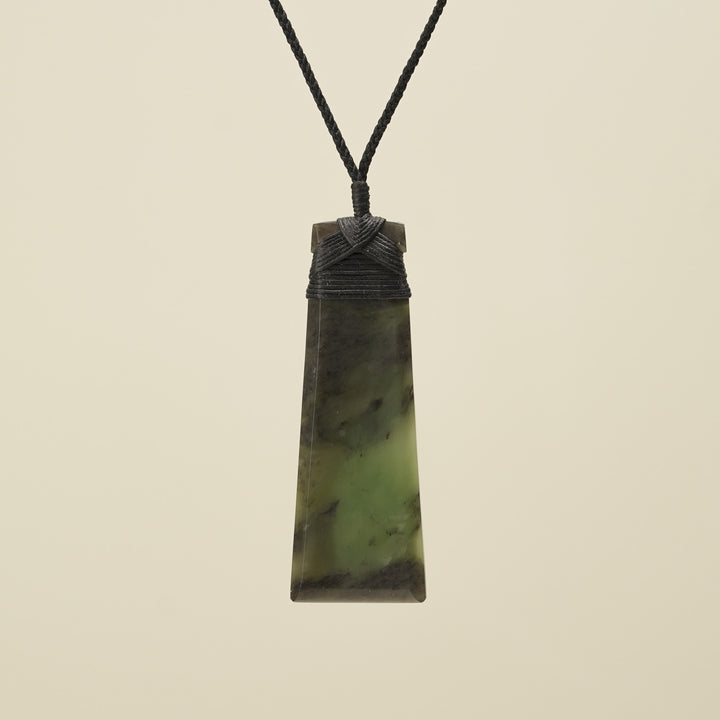 Toki Kawakawa Kahurangi Pounamu Large Pendant, Black Binding