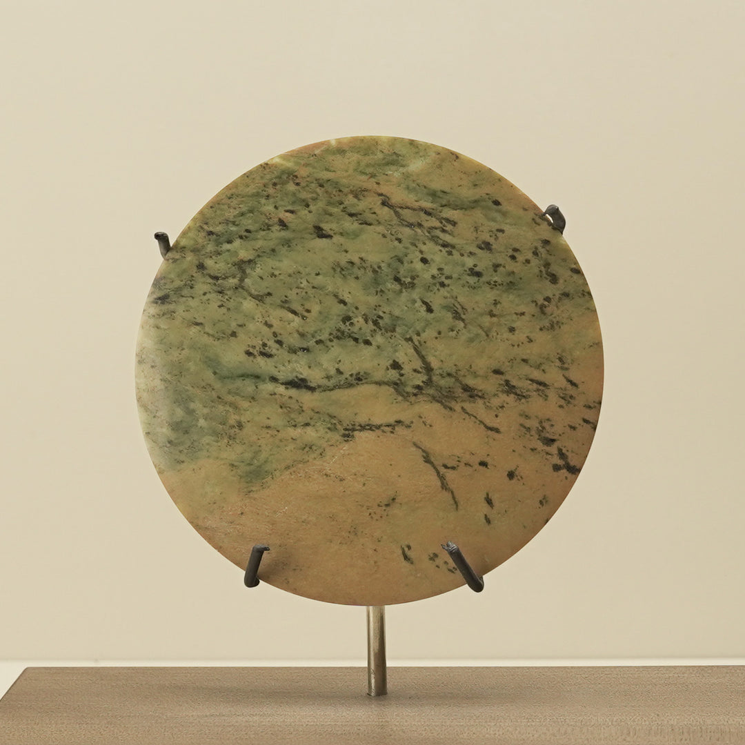 Porowhita Raukaraka Pounamu Sculpture