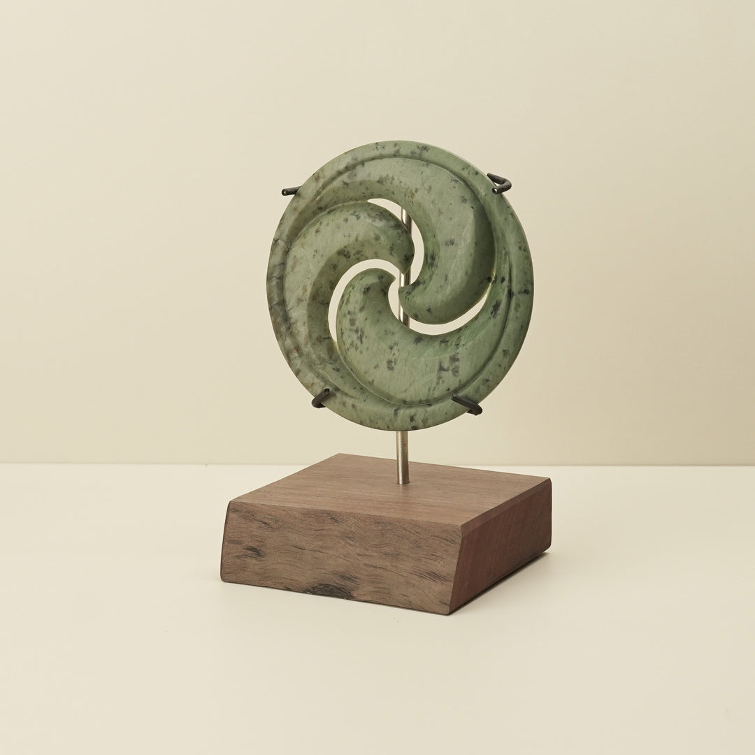 Porowhita Kōkopu Koru Pounamu Sculpture