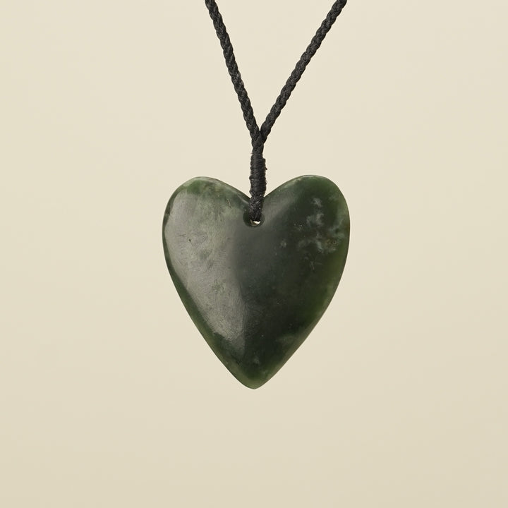 Manawa Heart Kawakawa Pounamu Medium Large Pendant