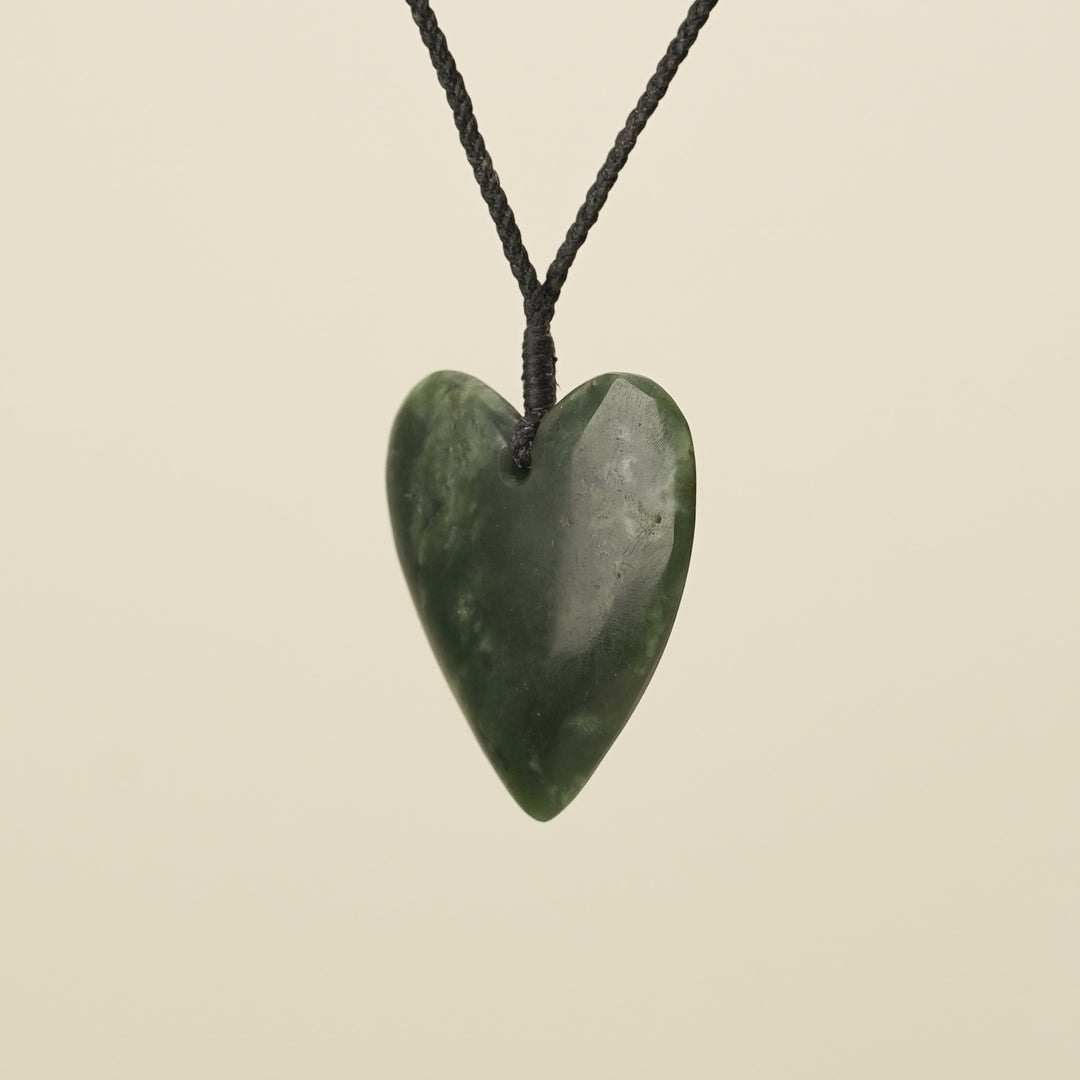 Manawa Heart Kawakawa Pounamu Medium Large Pendant
