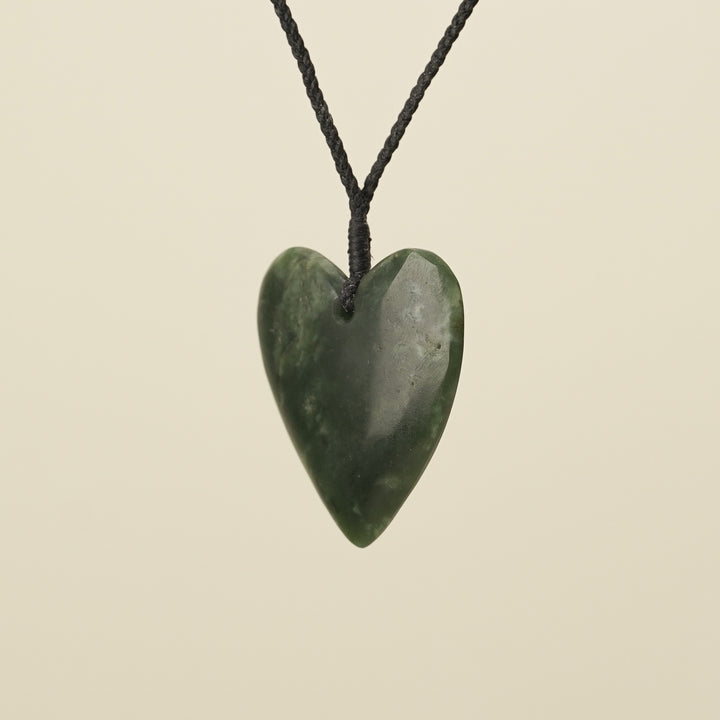 Manawa Heart Kawakawa Pounamu Medium Large Pendant