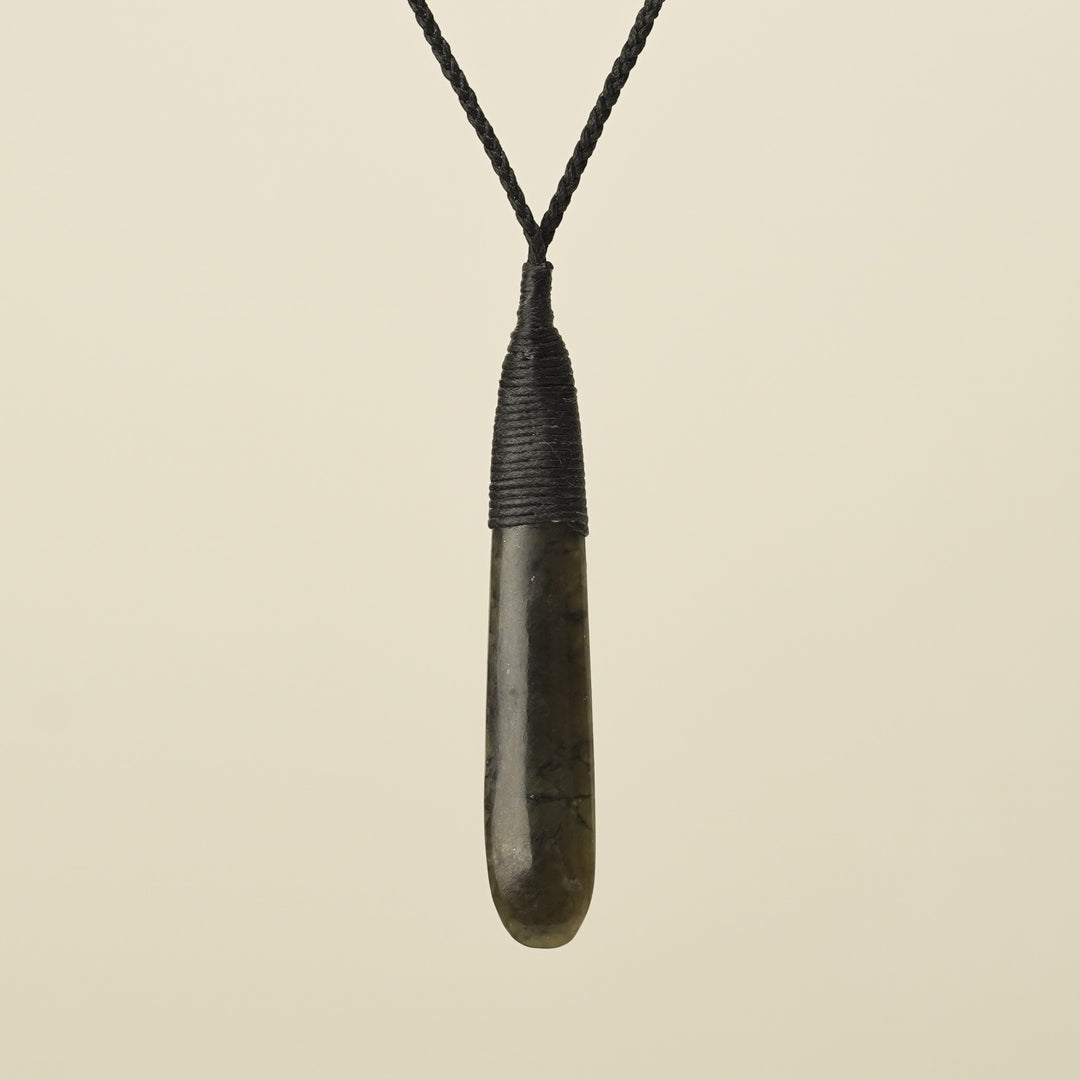 Roimata Hapopo Pounamu Medium Pendant