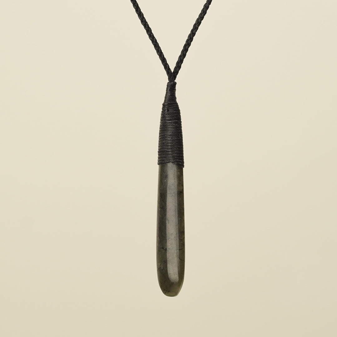 Roimata Hapopo Pounamu Medium Pendant