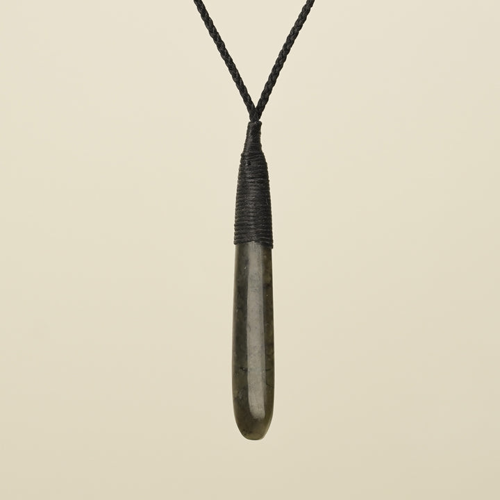 Roimata Hapopo Pounamu Medium Pendant