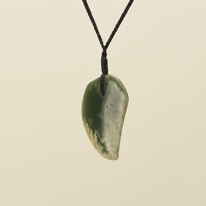 Niho Flower Putiputi Pounamu Medium Pendant