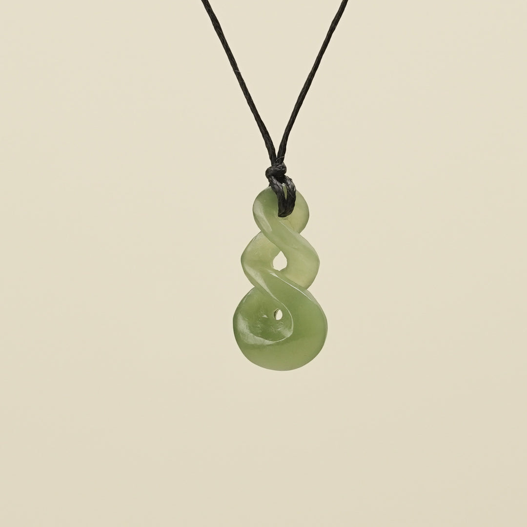 Extra Small Kahurangi Pounamu Pikorua