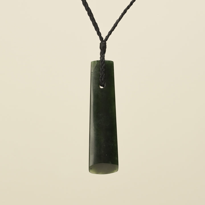 Medium Kawakawa Toki - Pounamu Pendant