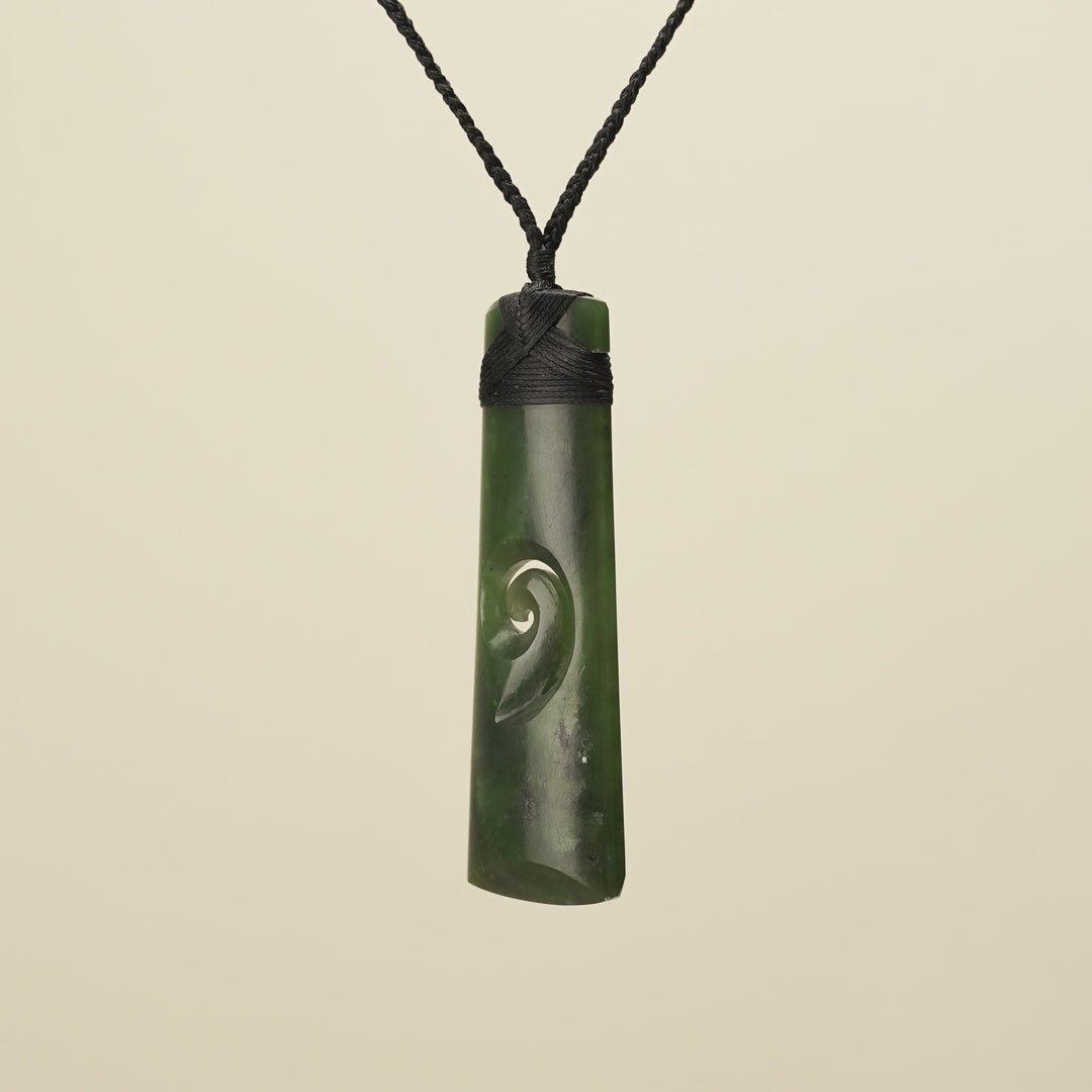 Extra Large Kawakawa Toki with Koru