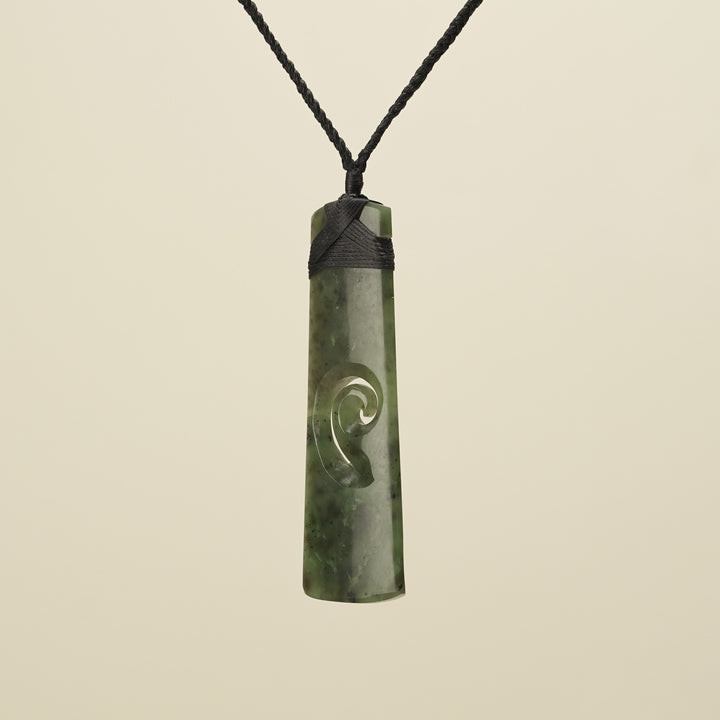 Extra Large Kawakawa Toki with Koru