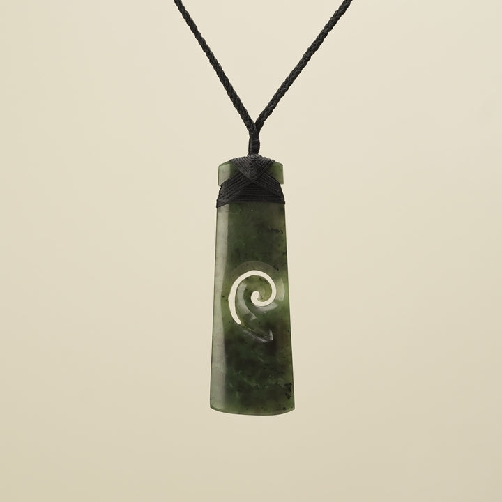 Extra Large Kawakawa Toki with Koru