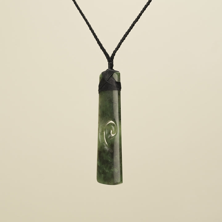 Extra Large Kawakawa Toki with Koru