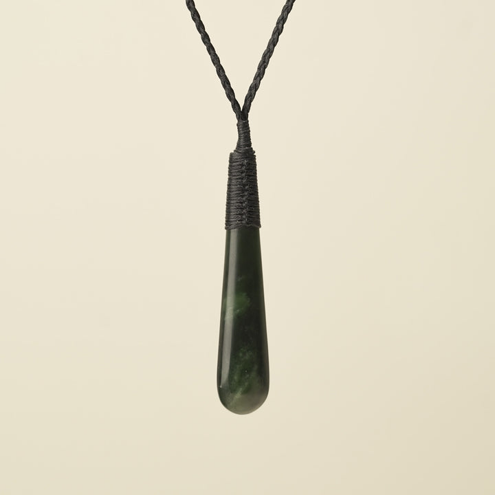 Roimata – Teardrop Kawakawa Medium Pendant