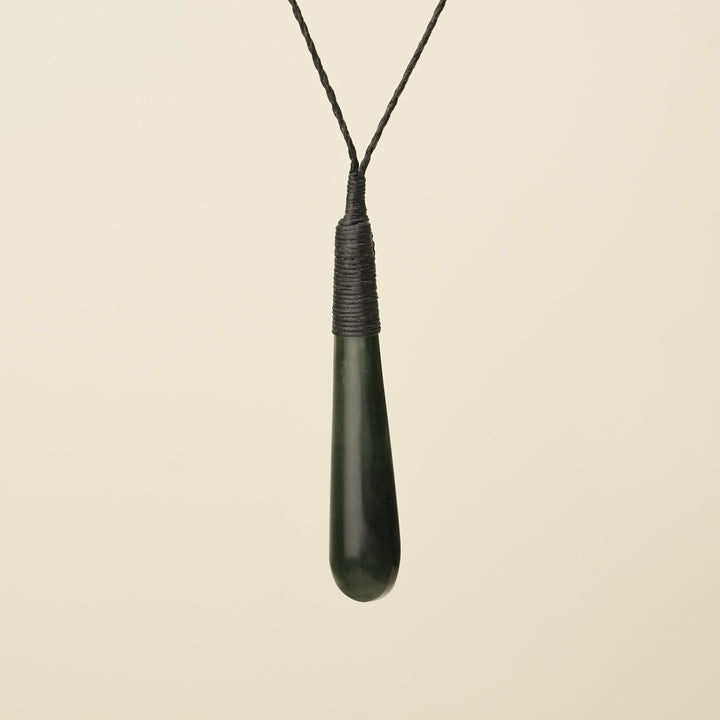 Roimata – Teardrop Kawakawa Medium Pendant
