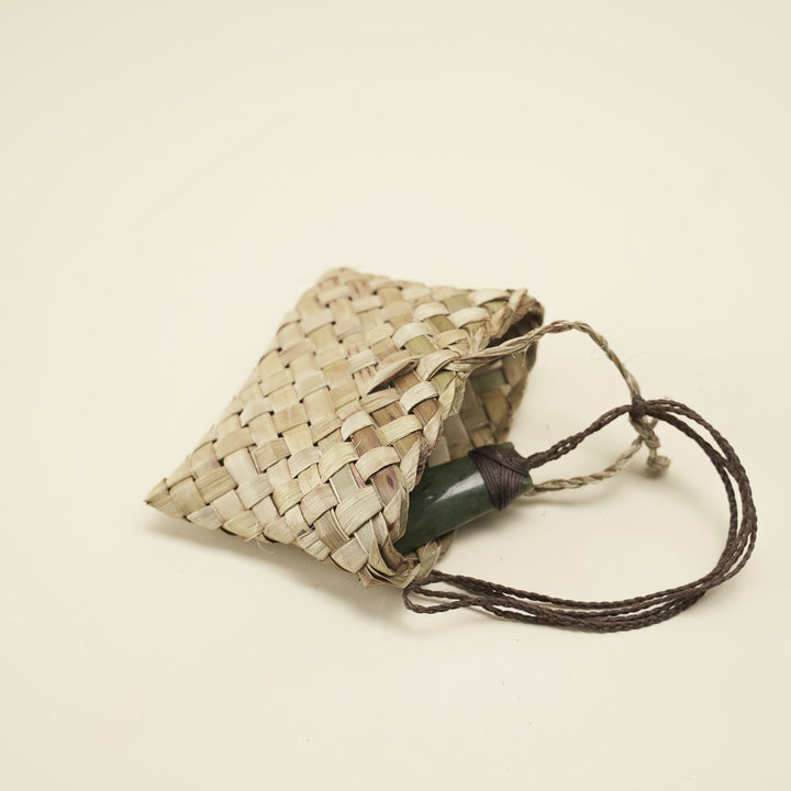Kete Pouch
