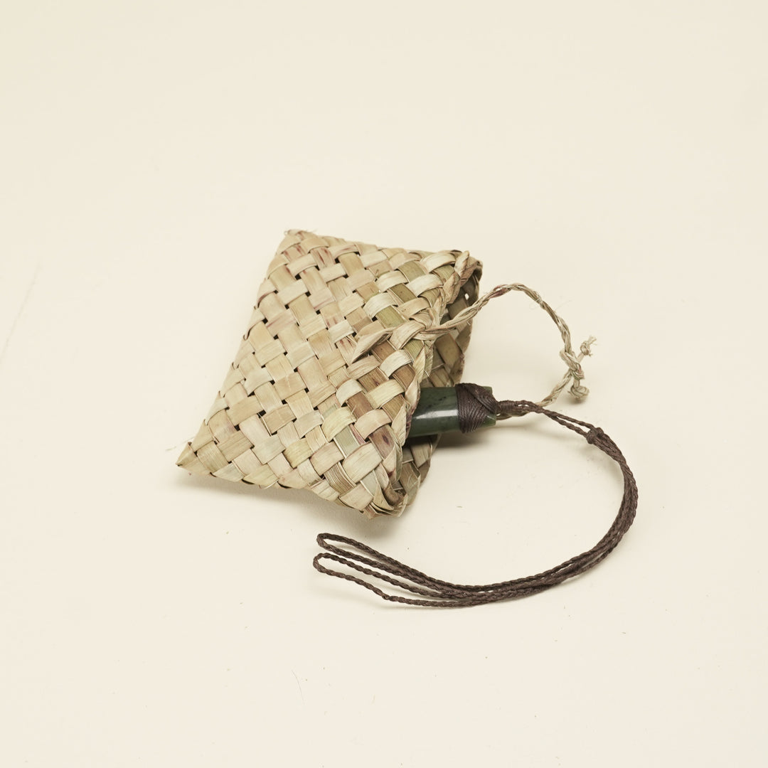Kete Pouch