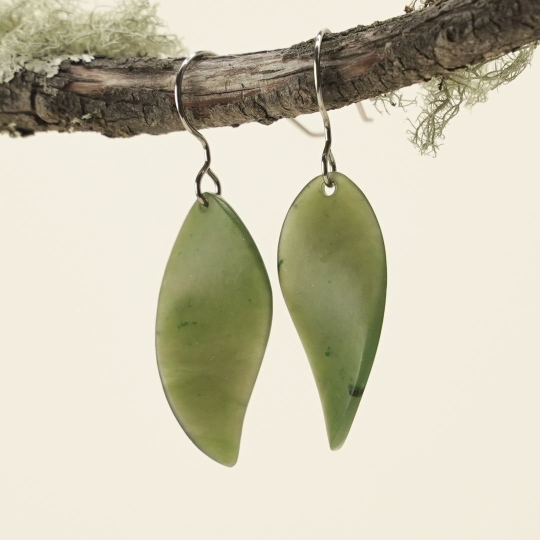 Small Kahurangi Greenstone Leaf Earrings 30mm