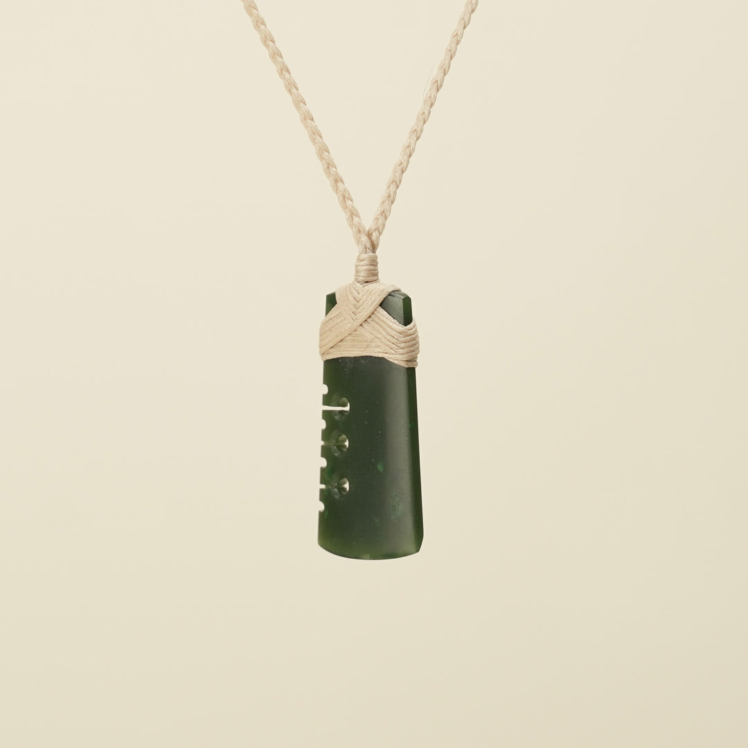 Notched Toki Kawakawa Greenstone Small Pendant, Tan Binding