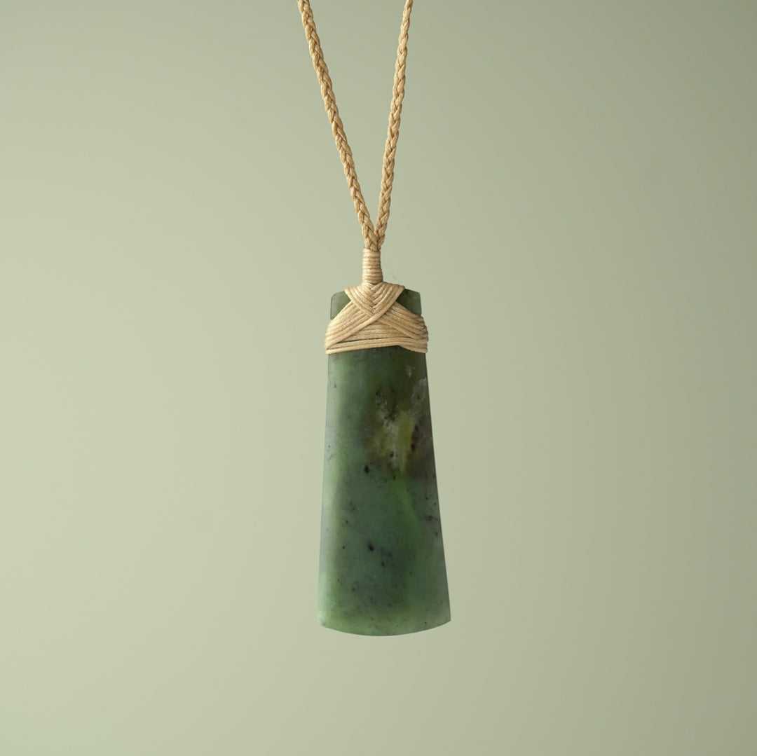 Toki Kawakawa Pounamu Large