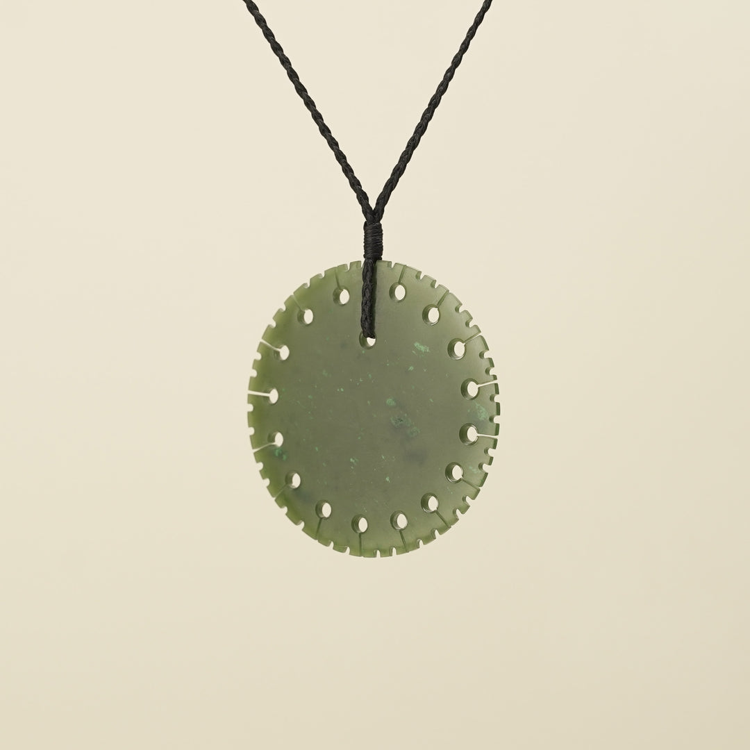 Notched Porowhita Circle of Life Kahurangi Greenstone Large