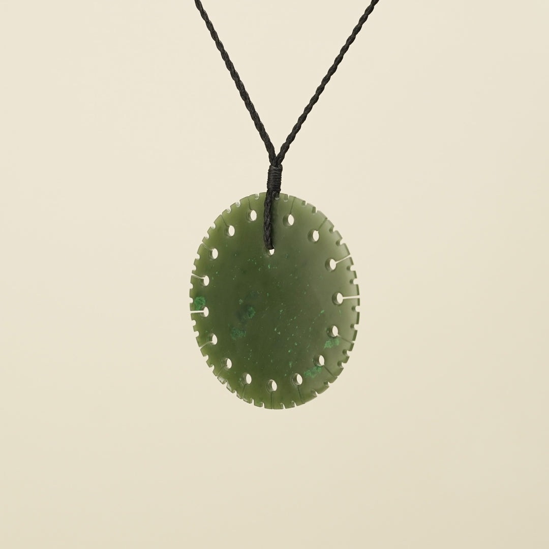 Notched Porowhita Circle of Life Kahurangi Greenstone Large