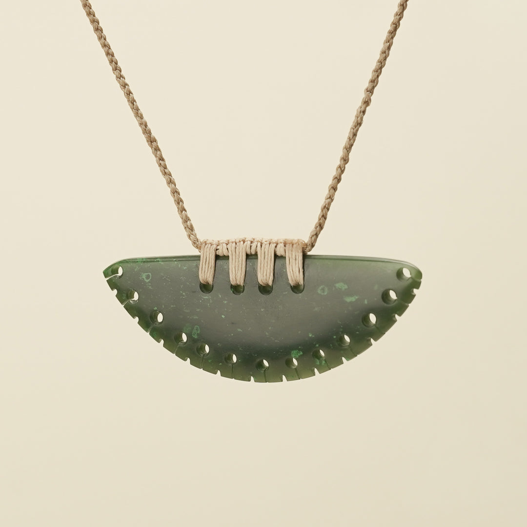 Notched Kōuma Breastplate Kawakawa Greenstone Large Pendant