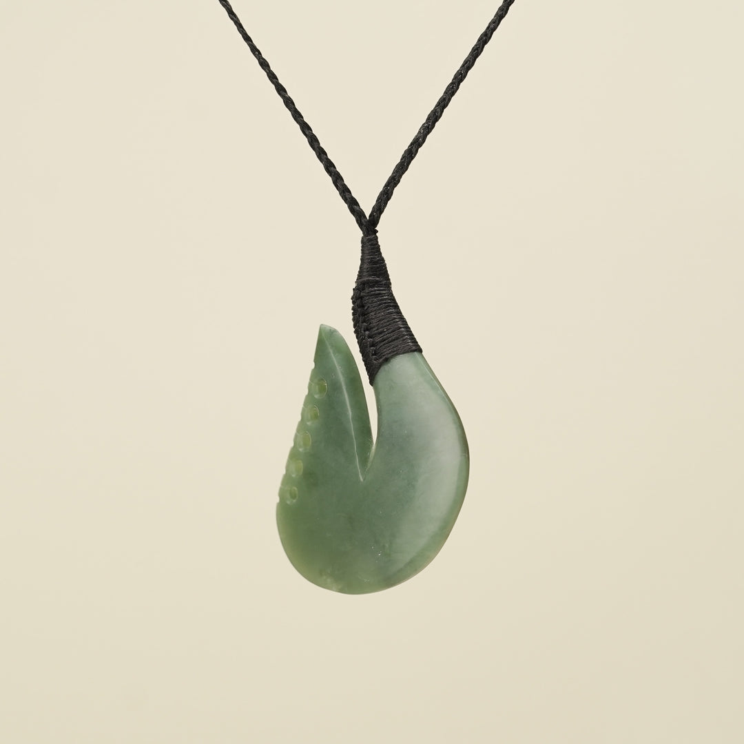 Hei Matau Inanga Greenstone Large, Black Binding