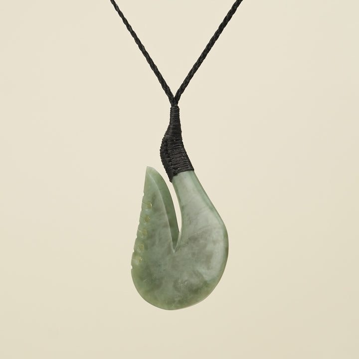 Hei Matau Inanga Greenstone Large, Black Binding