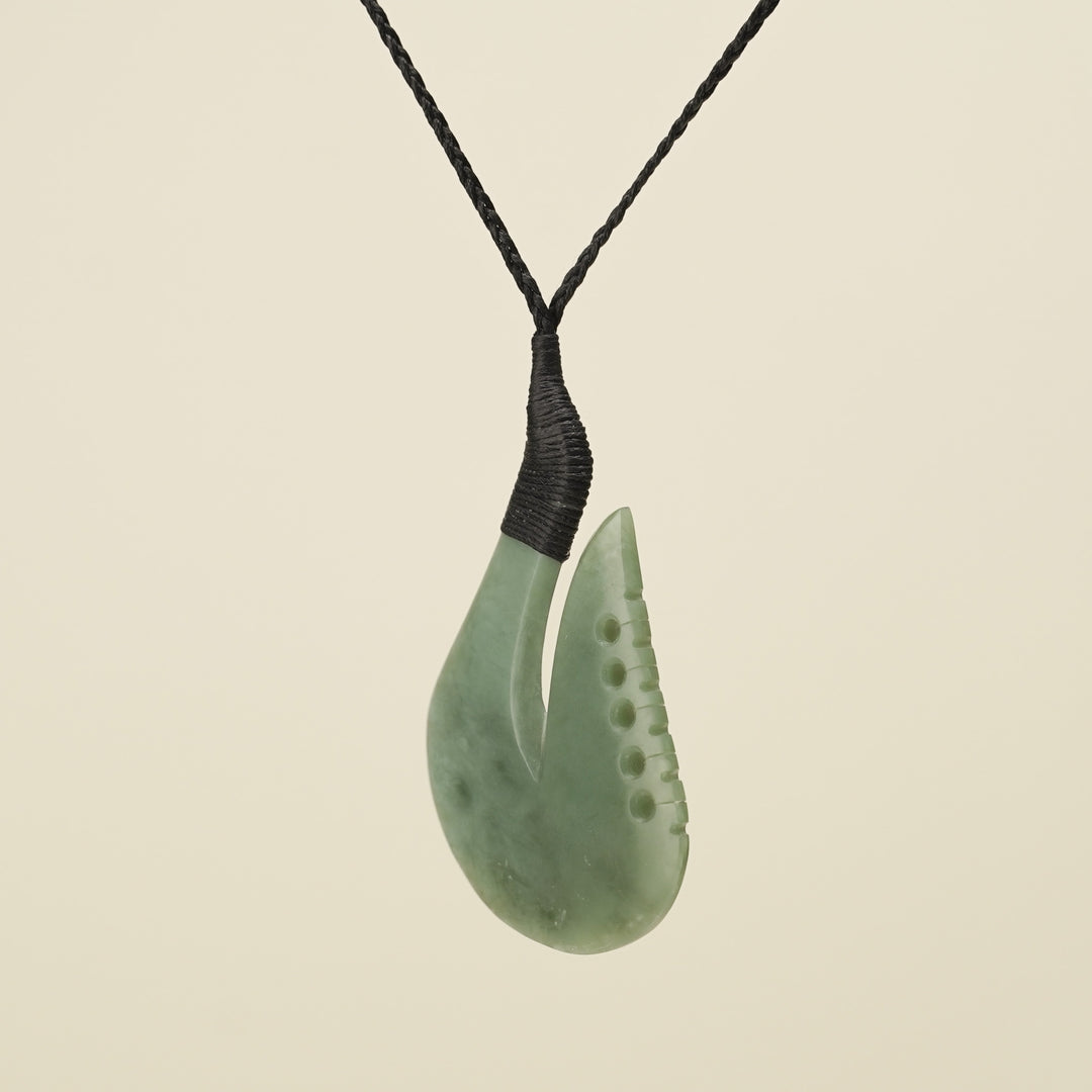 Hei Matau Inanga Greenstone Large, Black Binding