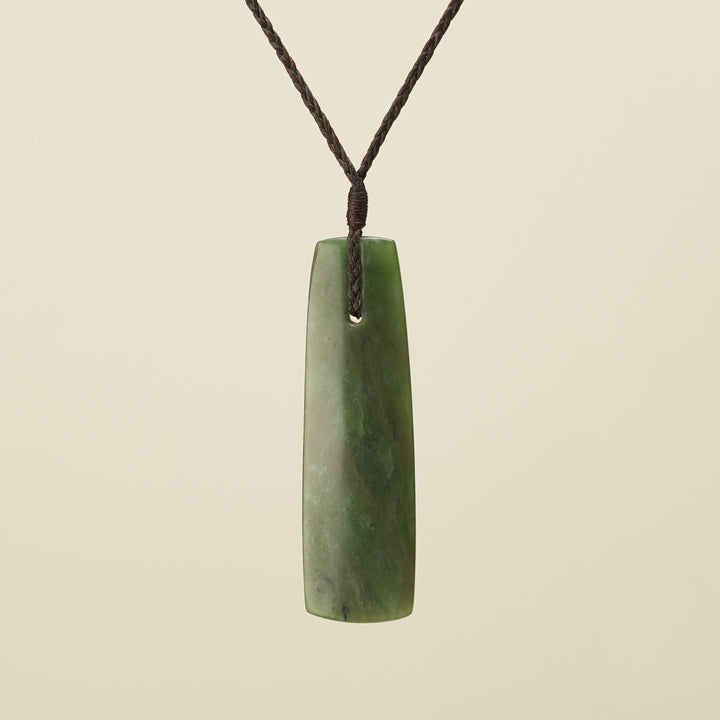 Toki Kawakawa Pounamu Pendant Large, Brown Binding