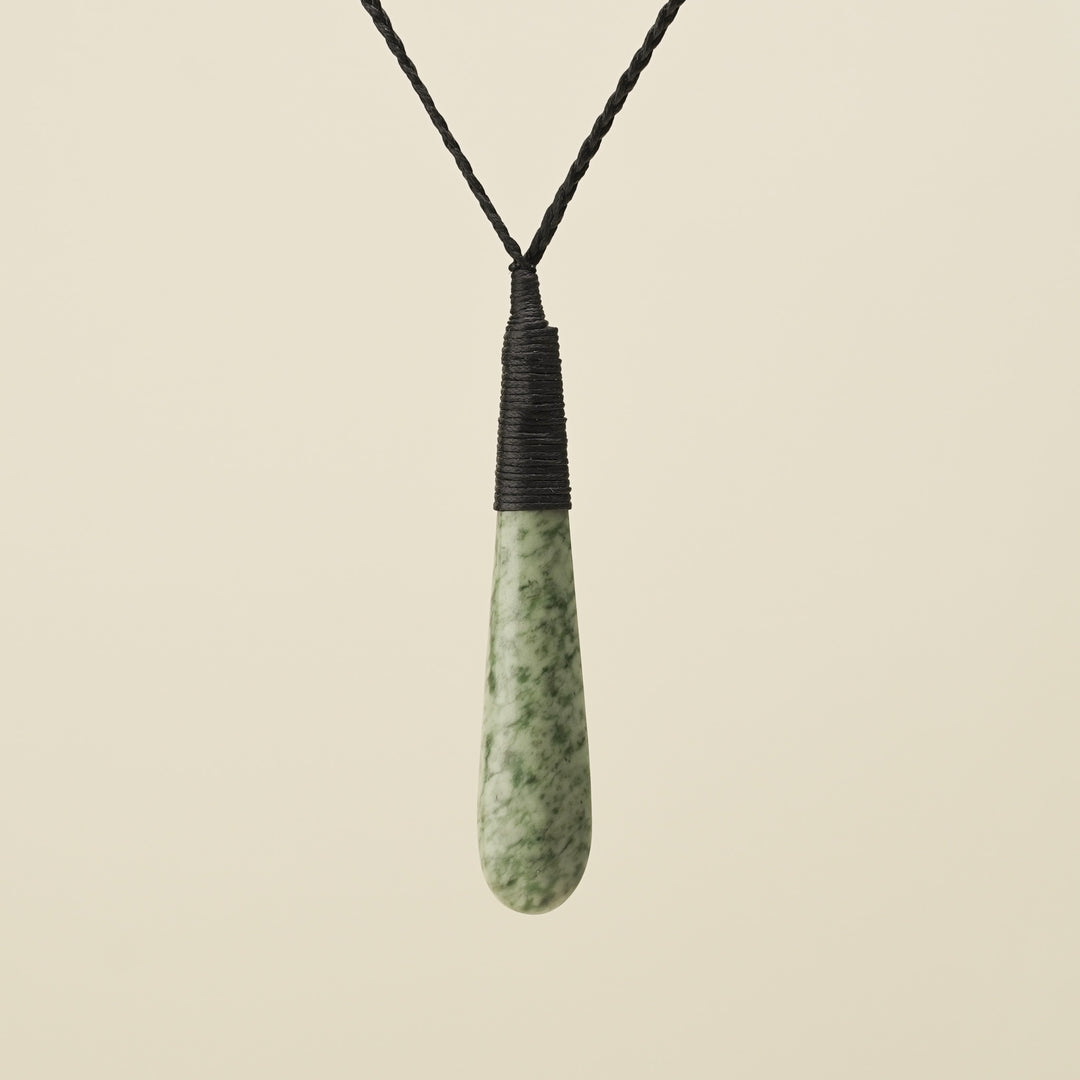 Roimata Medium Kōkopu Bound Pounamu Pendant Black Binding