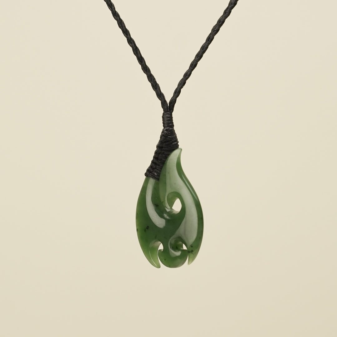Hei Matau Medium Kawakawa Greenstone Black Binding