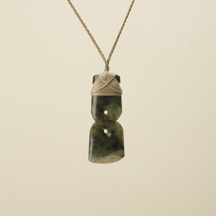 Raukaraka Toki with Twist Large Pendant