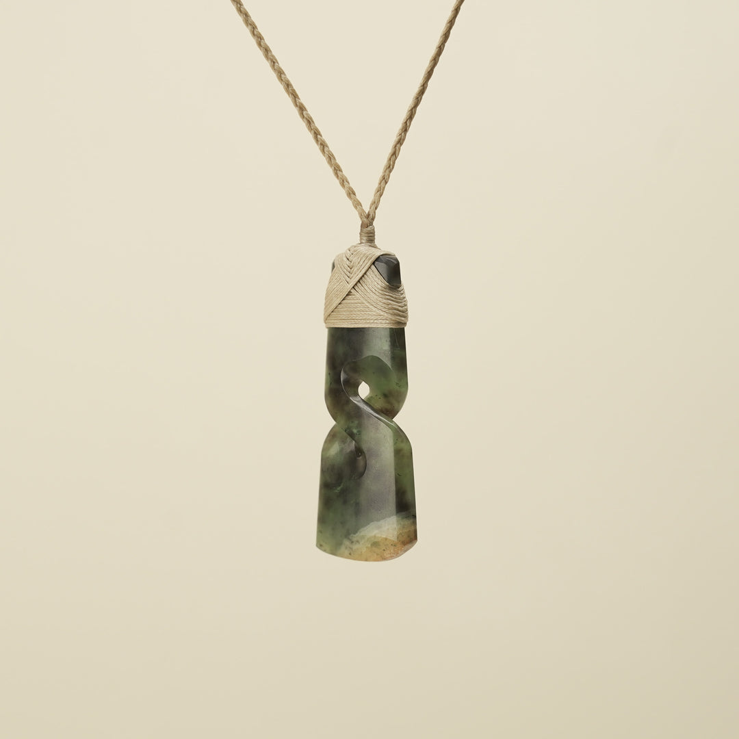 Raukaraka Toki with Twist Large Pendant
