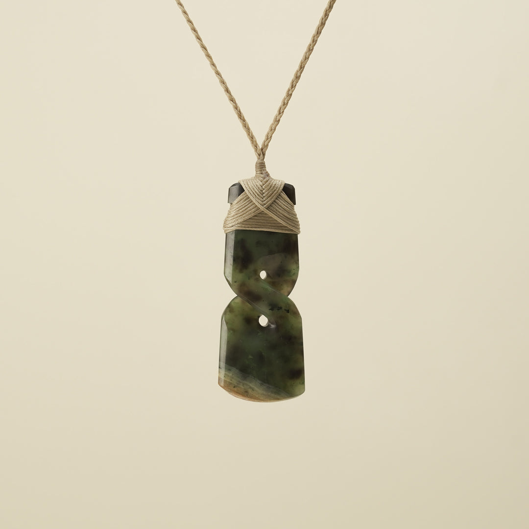 Raukaraka Toki with Twist Large Pendant