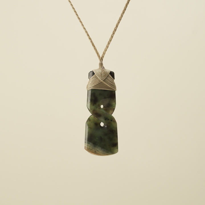 Raukaraka Toki with Twist Large Pendant