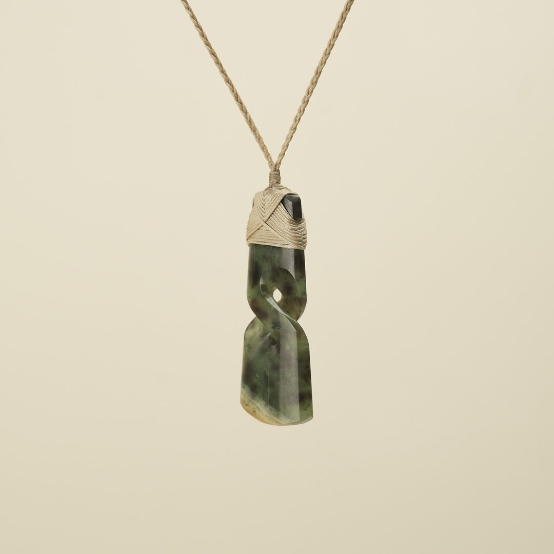 Raukaraka Toki with Twist Large Pendant