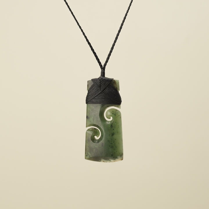 Toki with Koru Raukaraka Pounamu Large, Black Binding