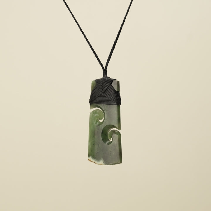 Toki with Koru Raukaraka Pounamu Large, Black Binding