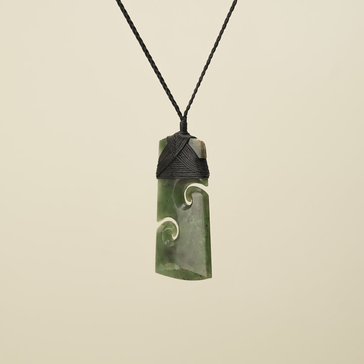 Toki with Koru Raukaraka Pounamu Large, Black Binding