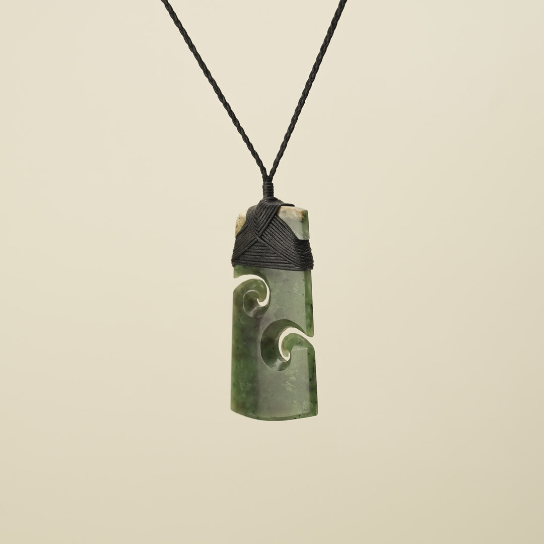 Toki with Koru Raukaraka Pounamu Large, Black Binding