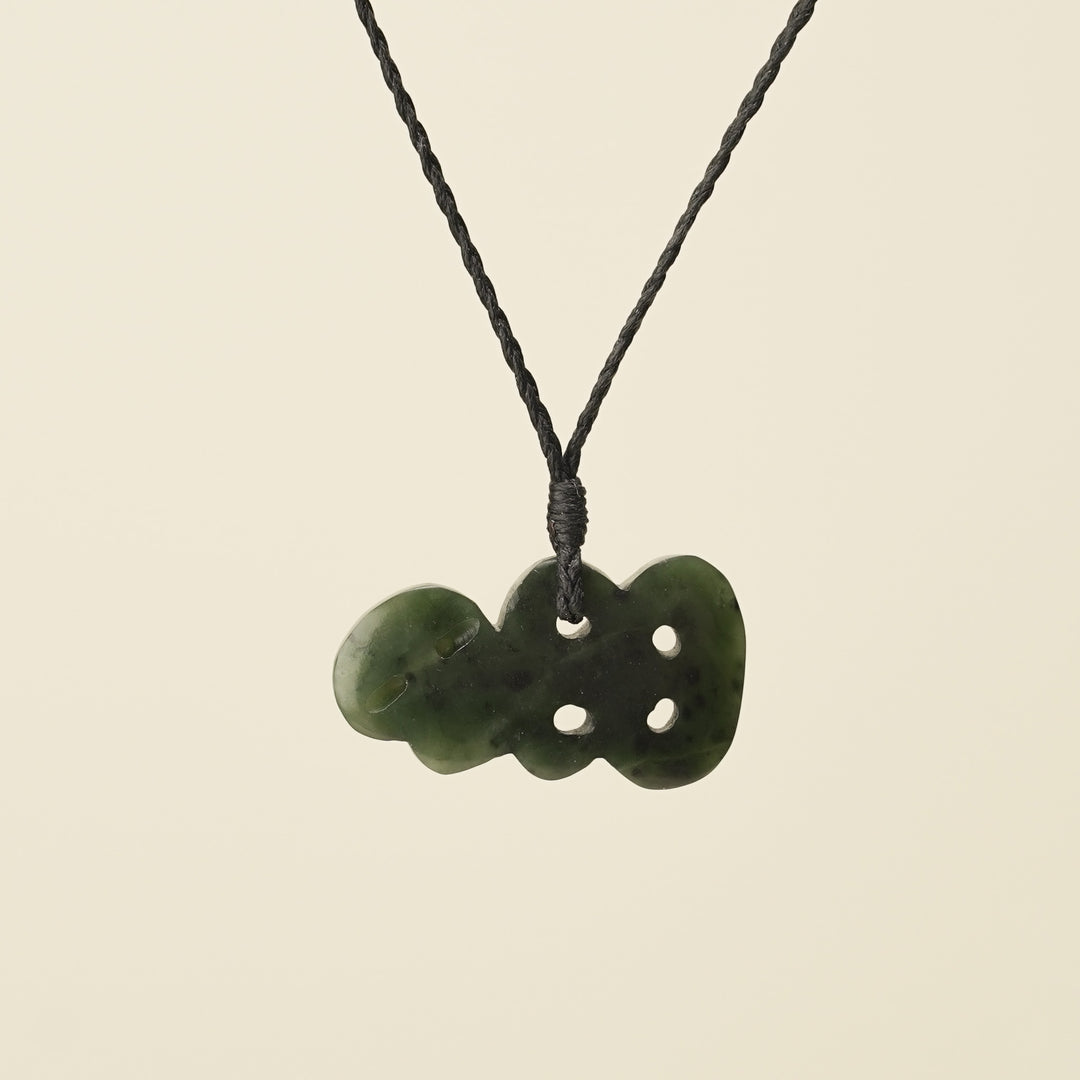 Hei Tiki Kawakawa Small Pendant