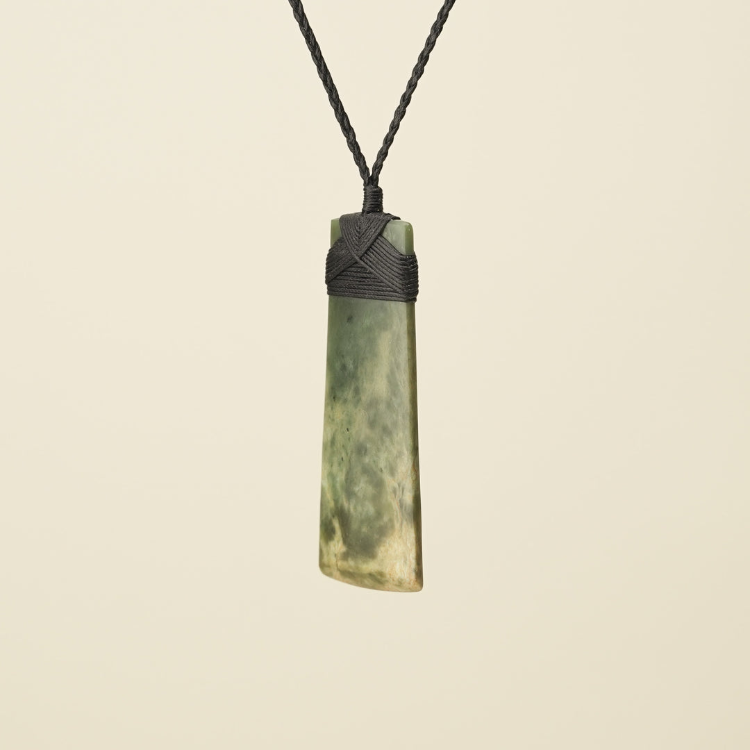 Toki Raukaraka Pounamu Large Pendant, Black Binding