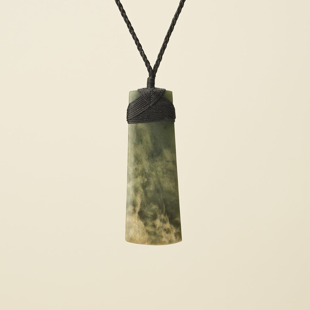 Toki Raukaraka Pounamu Large Pendant, Black Binding
