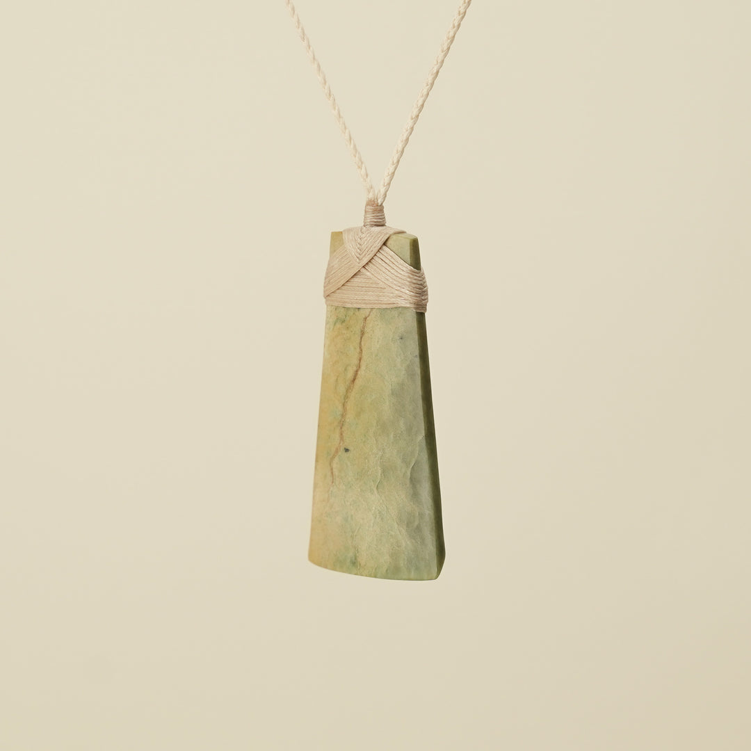 Toki Raukaraka Pounamu Large Pendant, Tan Binding