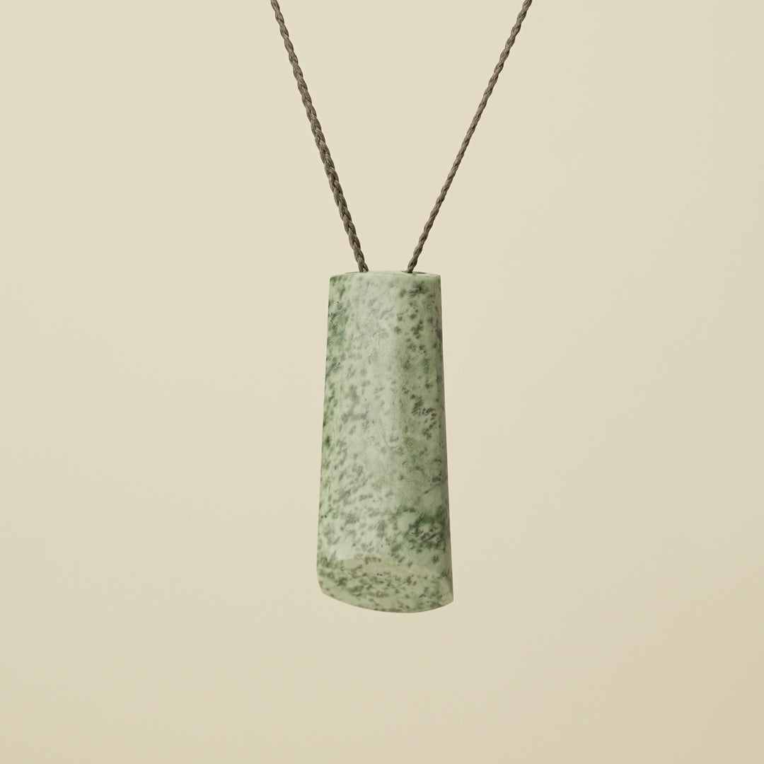 Toki Kōkopu Pounamu Large Pendant