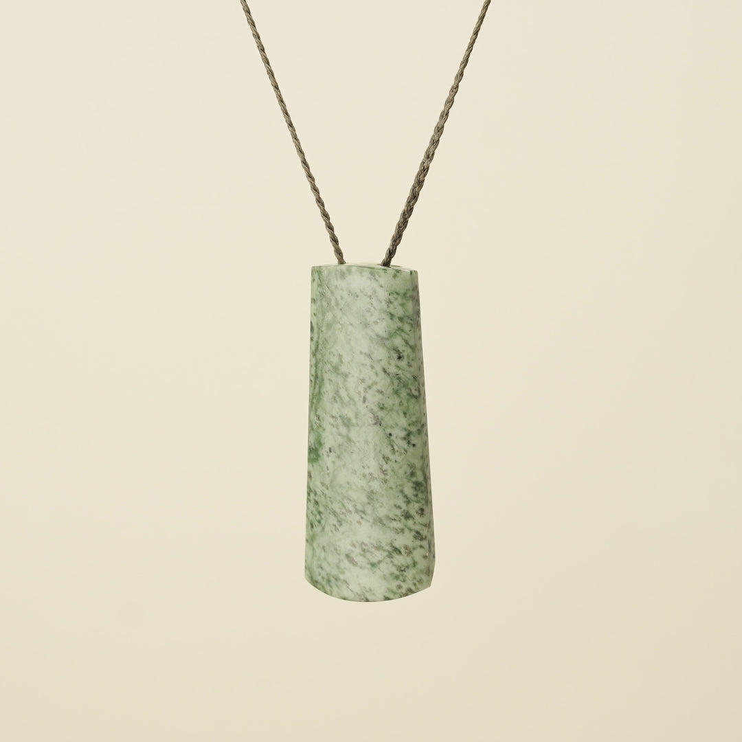 Toki Kōkopu Pounamu Large Pendant