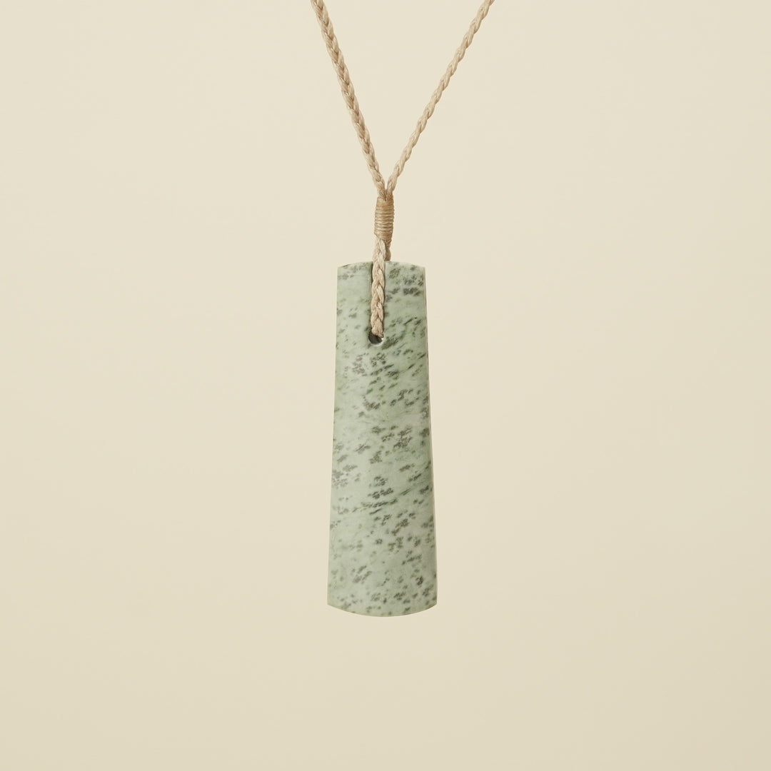 Toki Kōkopu Pounamu Medium Large Pendant