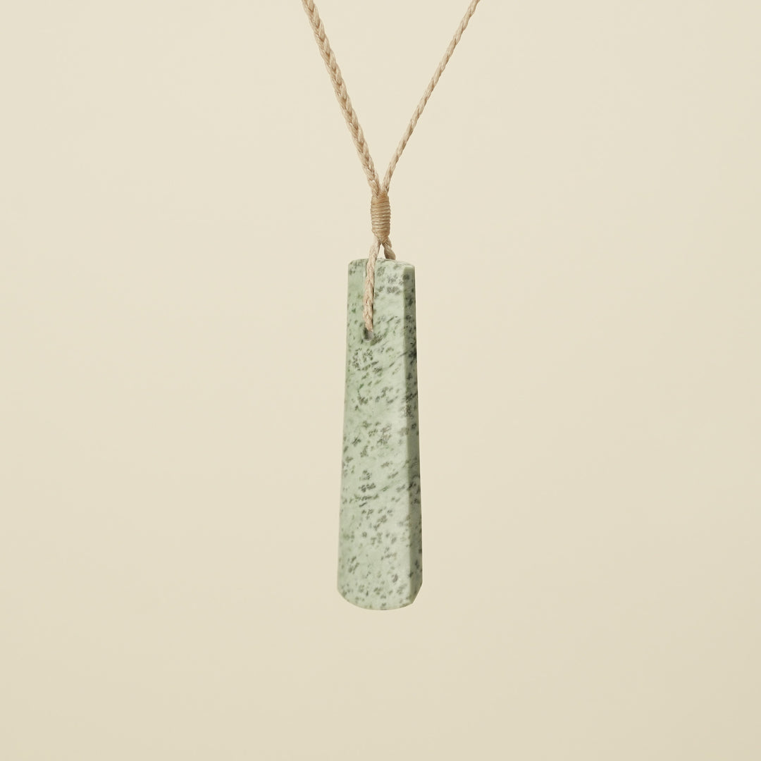 Toki Kōkopu Pounamu Medium Large Pendant
